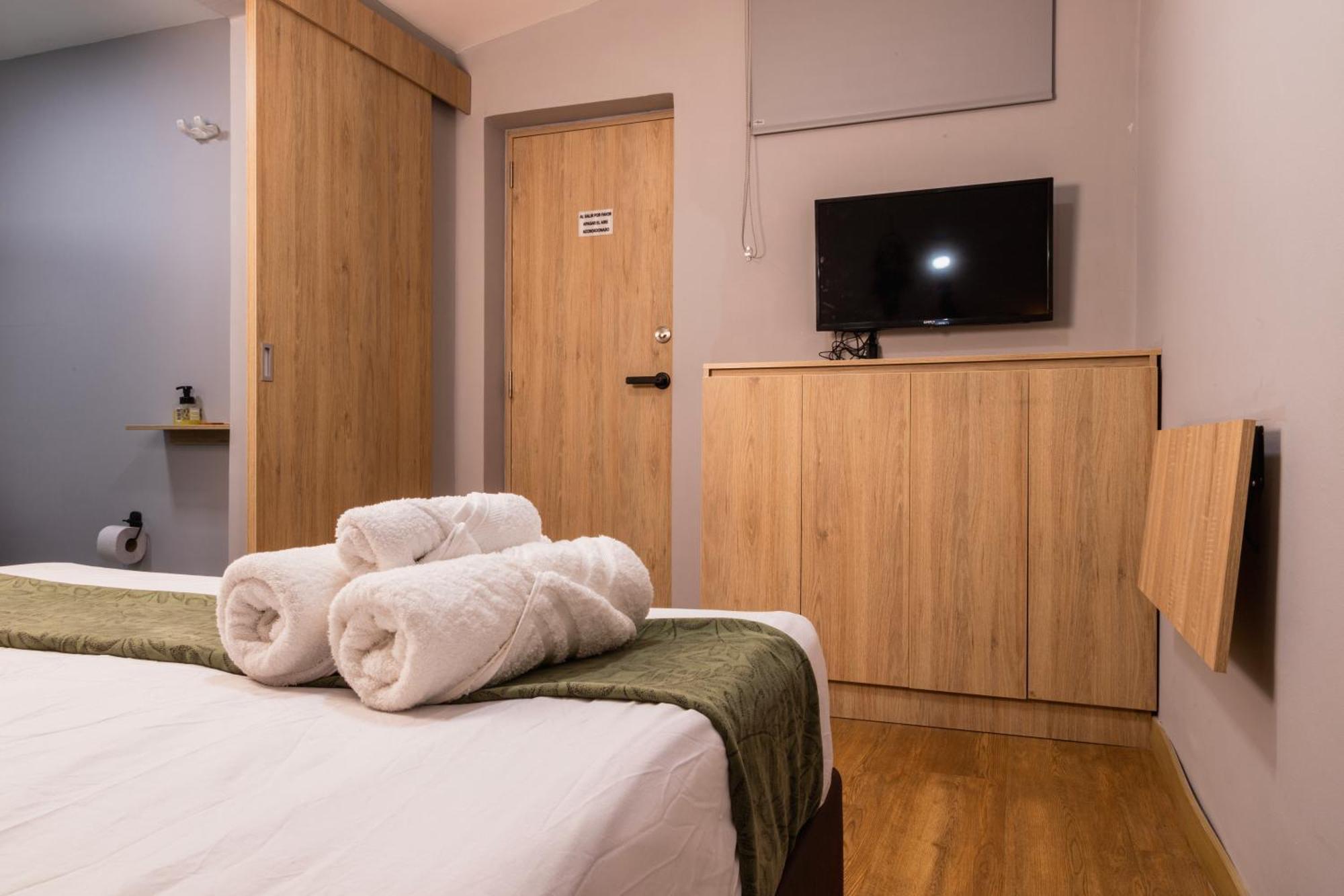 Hotel Casa 73 Deluxe 麦德林 外观 照片